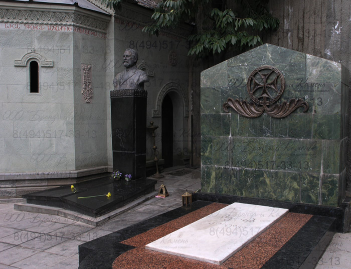 Могила Мераб Костава в Тбилиси Грузия.